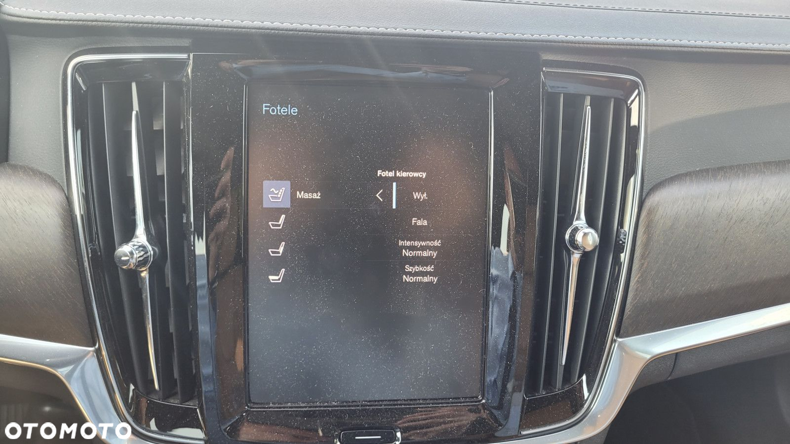 Volvo V90 Cross Country - 26