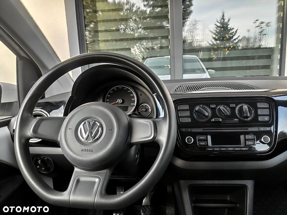 Volkswagen up! - 15