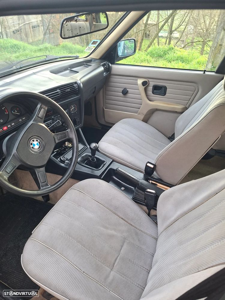 BMW 318 i - 4