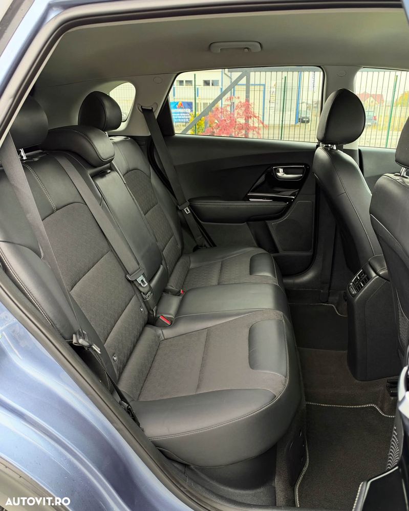 Kia Niro 1.6 GDI HEV 2WD OPF Aut. Vision - 17