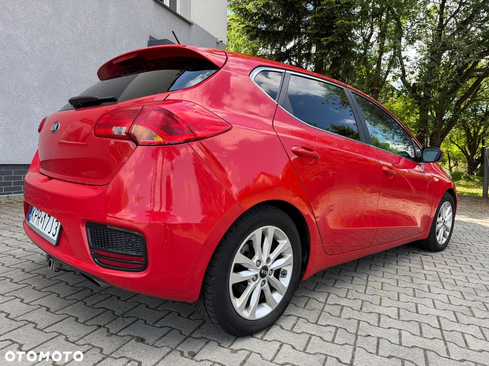 Kia Ceed 1.4 CVVT ISG Dream Team Edition - 5