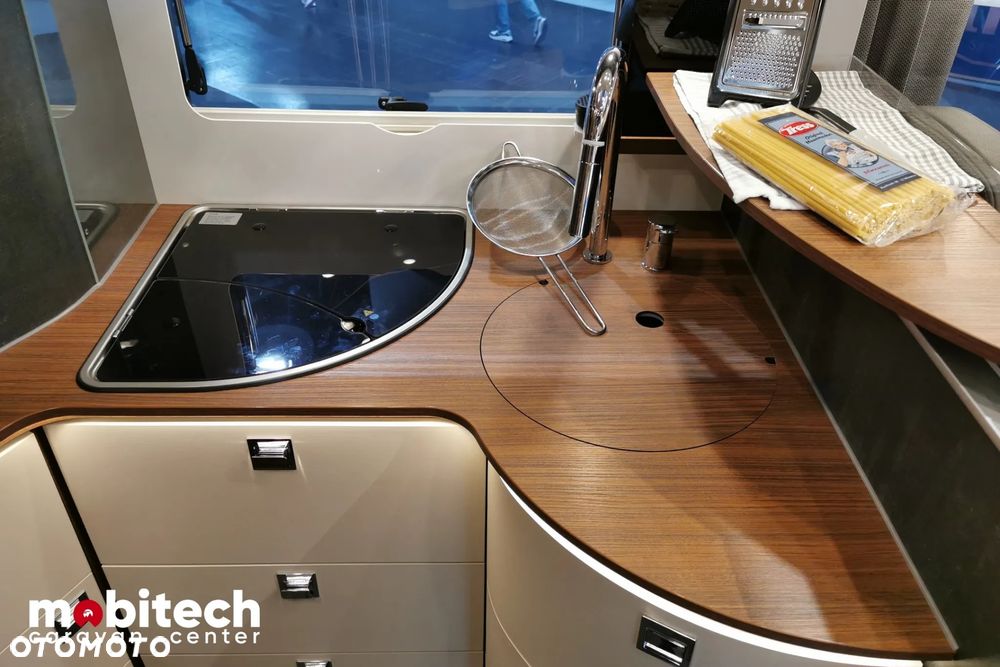 Carthago Chic C-Line I 4.9 LE L - 16