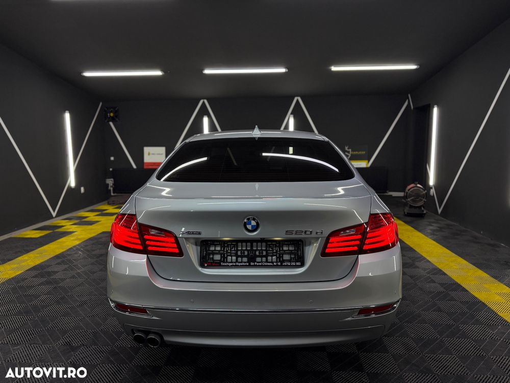 BMW Seria 5 520d xDrive Aut. Luxury Line - 30