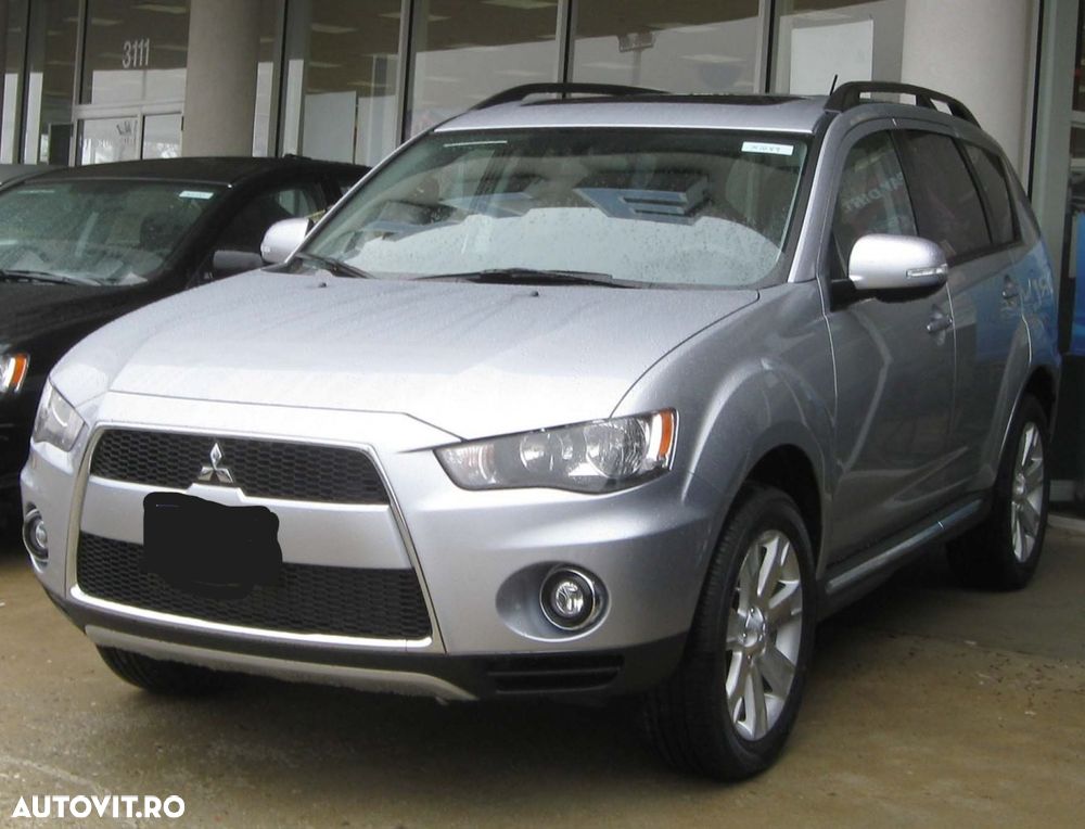 Dezmembrez Mitsubishi Outlander 4x4 2.2 Diesel  Cod Motor: 4HN - 1