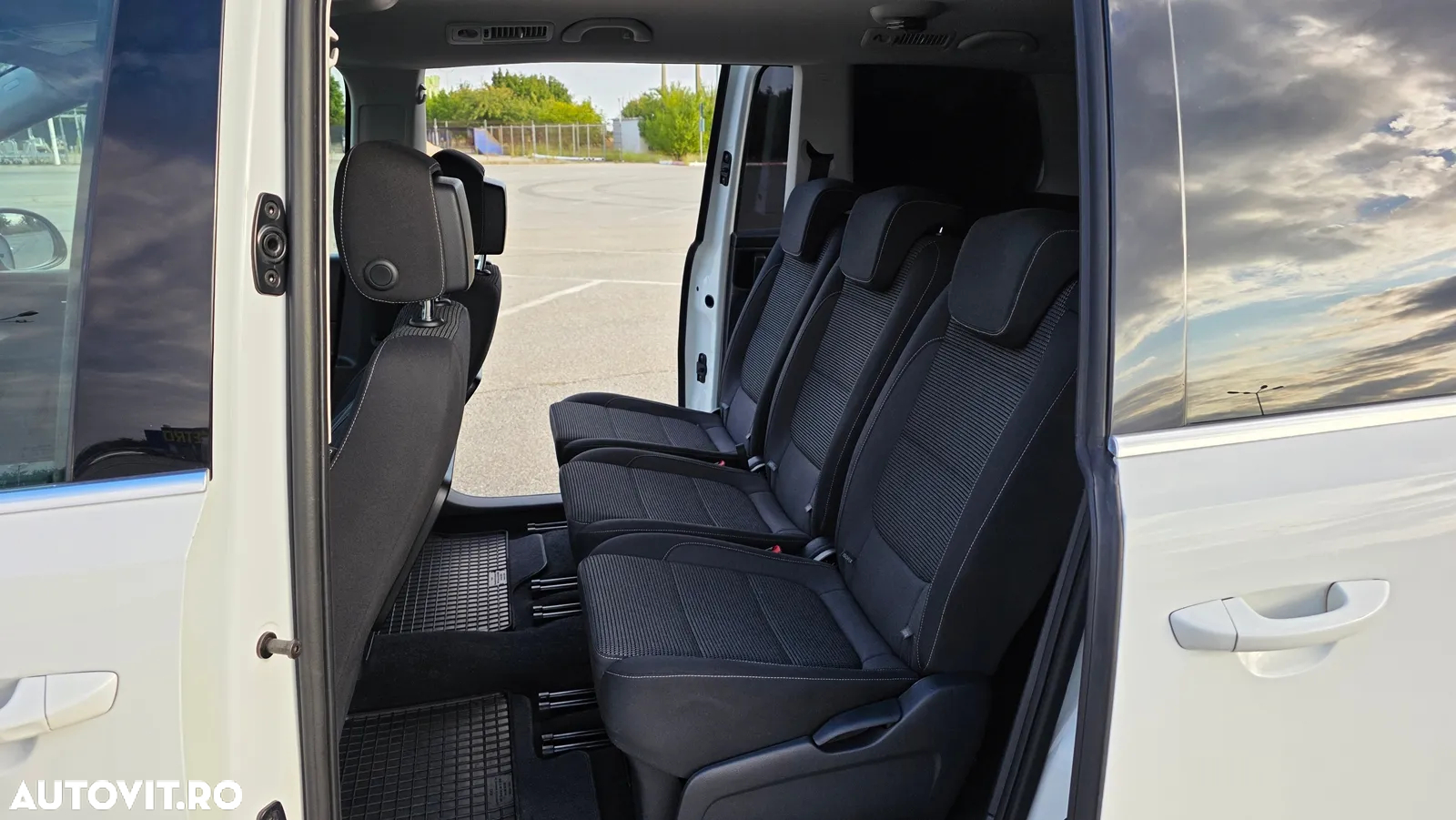 Volkswagen Sharan - 9