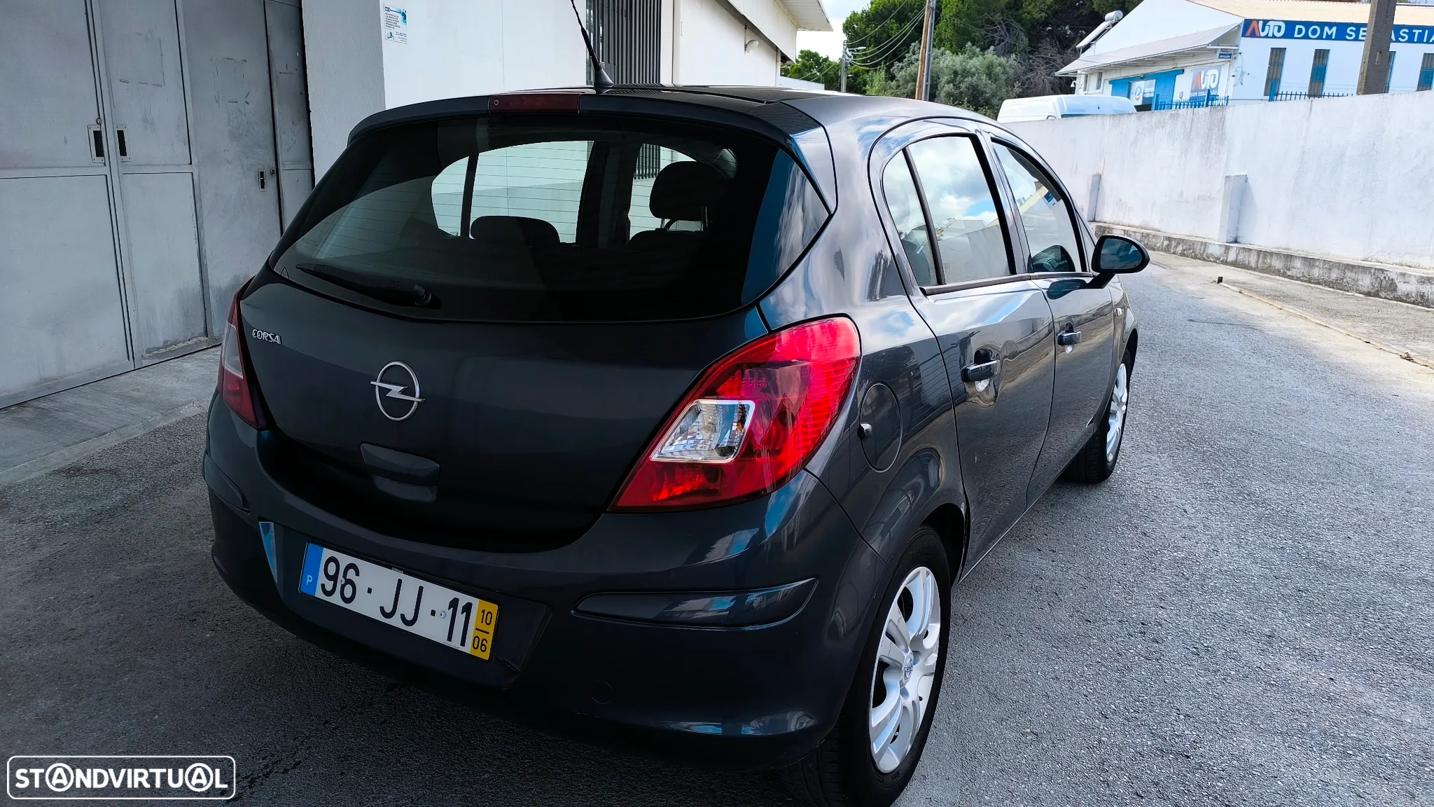 Opel Corsa 1.2 Enjoy - 26