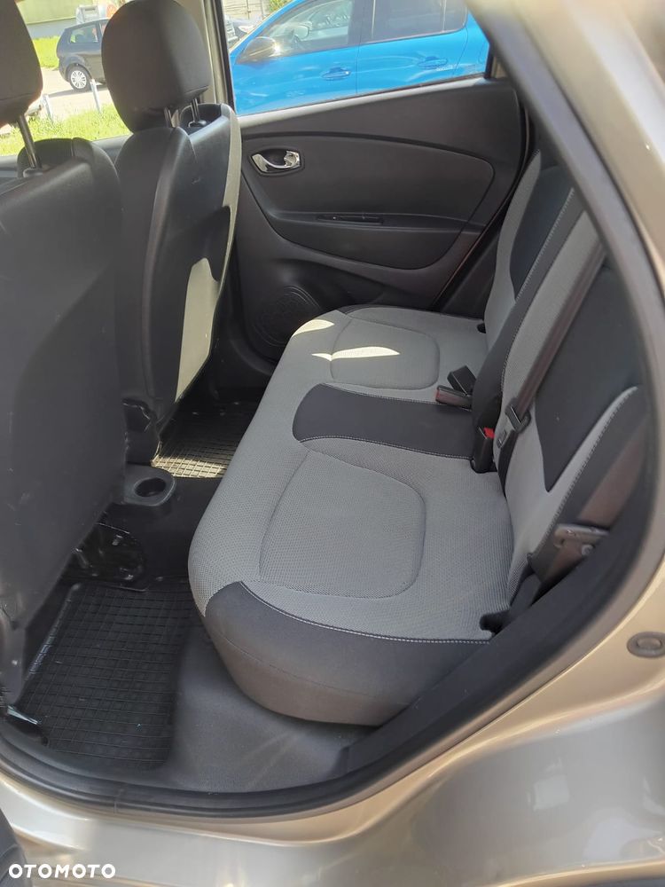 Renault Captur - 16