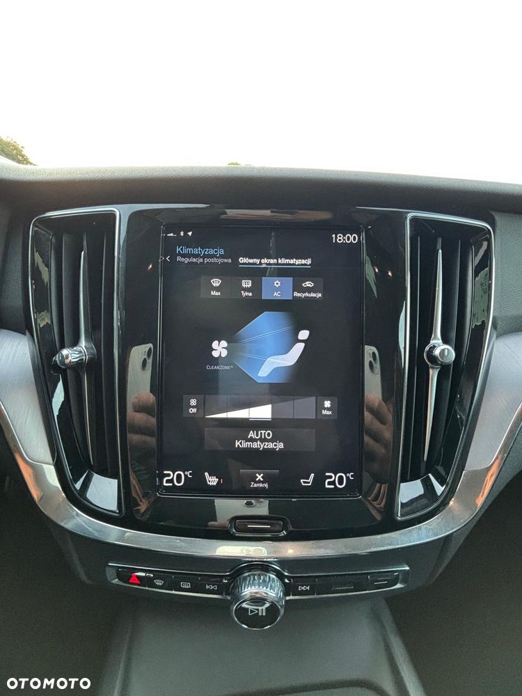 Volvo V60 D3 Drive-E Dynamic Edition (Momentum) - 13