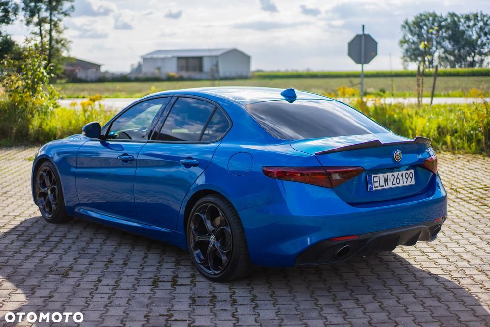 Alfa Romeo Giulia - 24