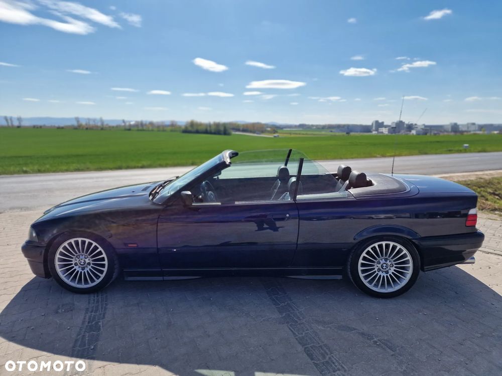 BMW Seria 3 328i - 24