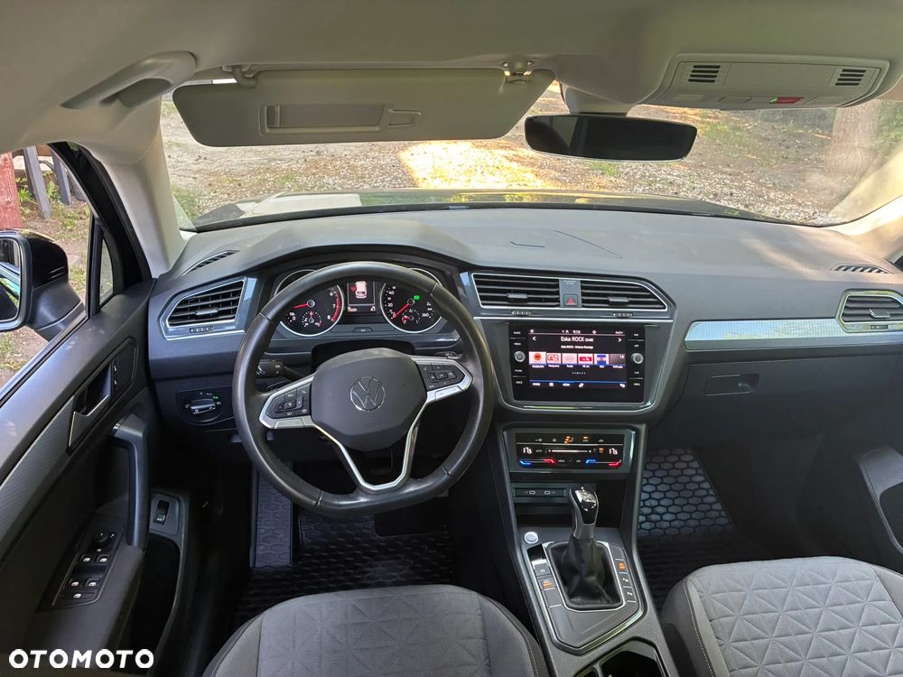 Volkswagen Tiguan - 25