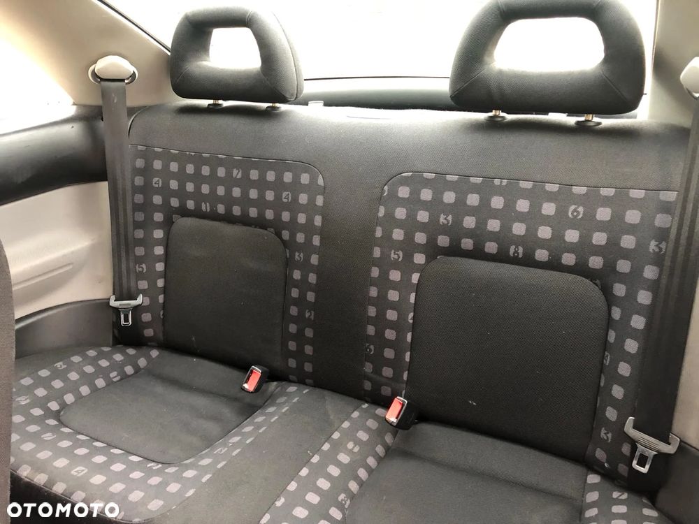 Volkswagen New Beetle 1.9 TDI - 3