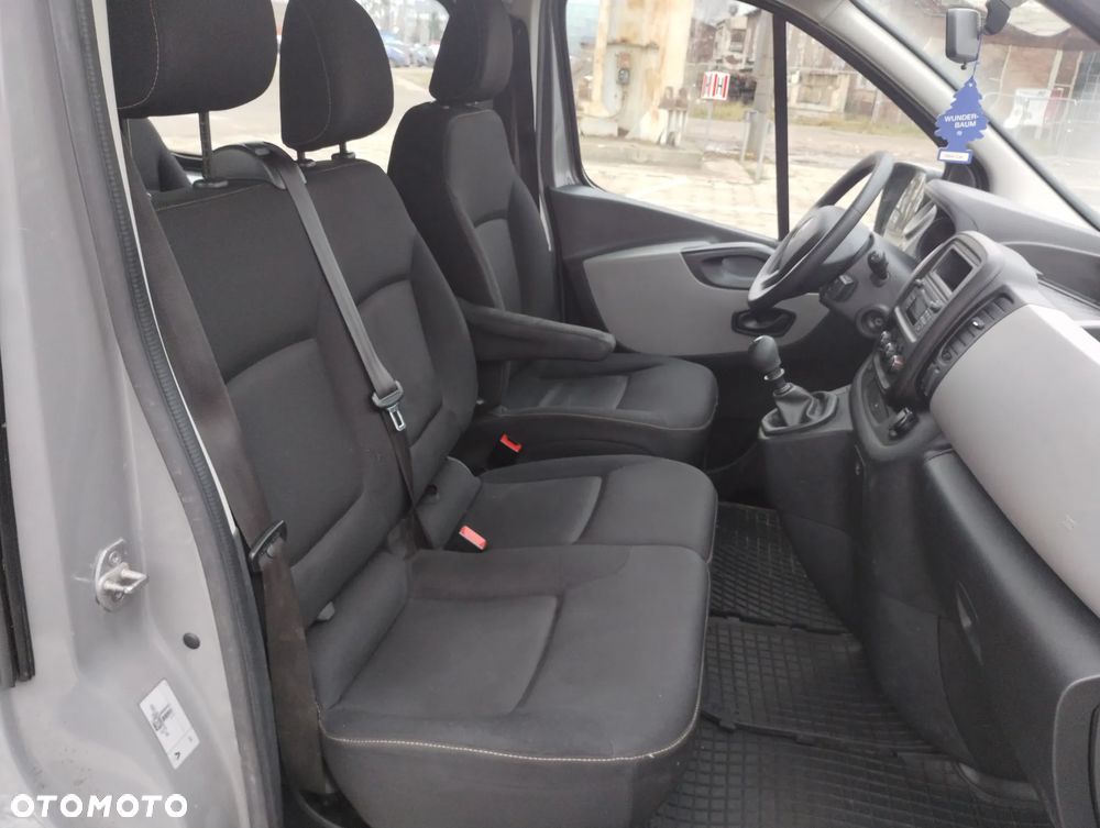 Renault Trafic - 13