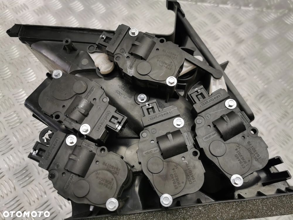 VW TOUAREG 7P 10-18R SILNICZEK NAGRZEWNICY Nagrzewnica sterowanie silniczki - 5