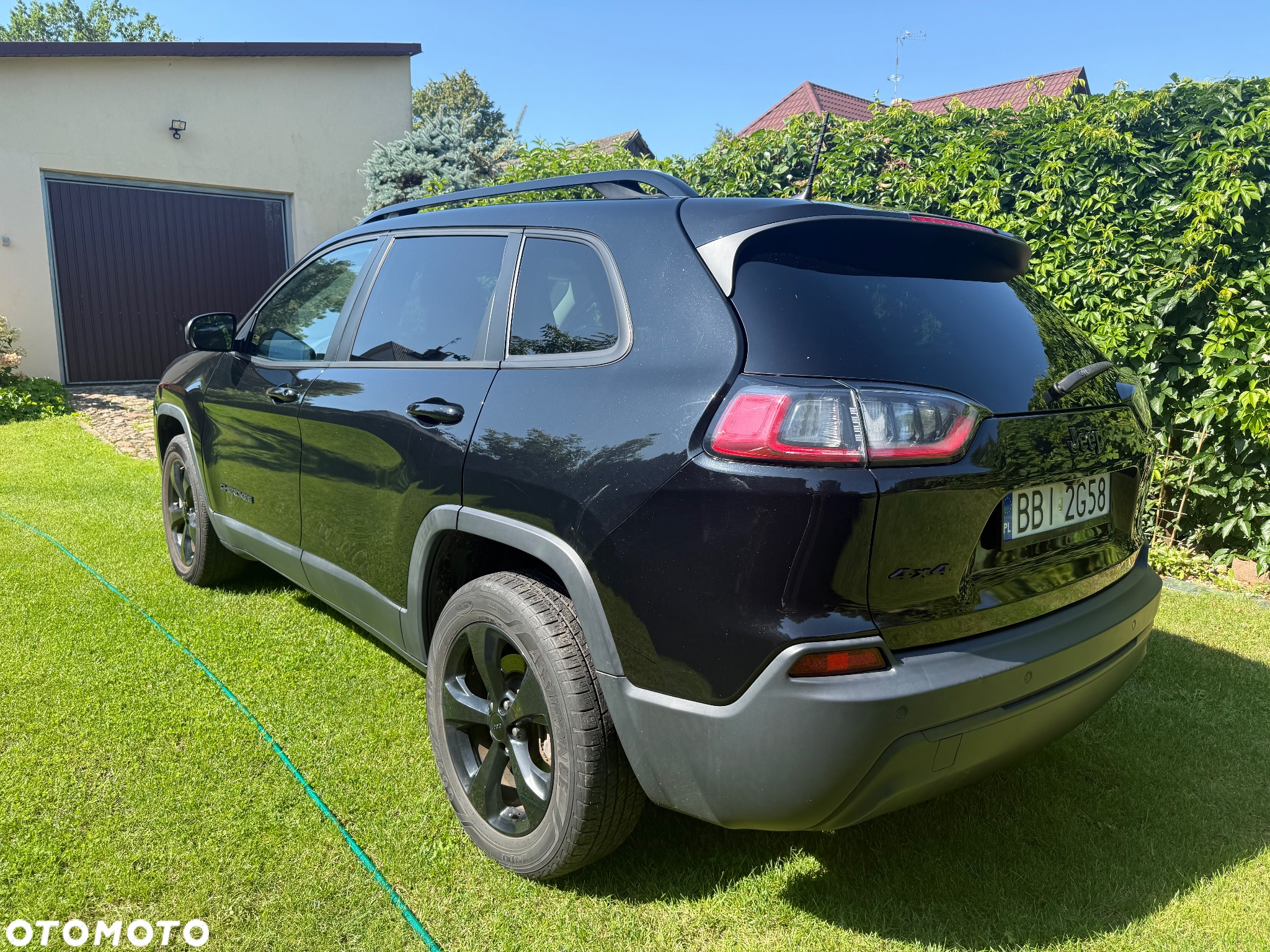 Jeep Cherokee - 3