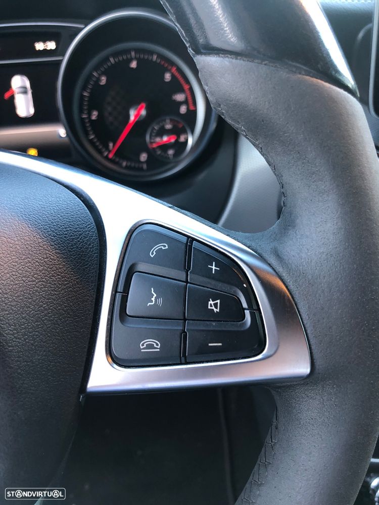 Mercedes-Benz A 180 d AMG Line - 26