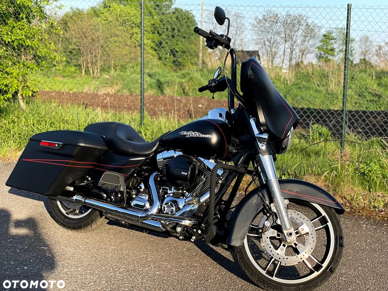 Harley-Davidson Touring Street Glide - 4