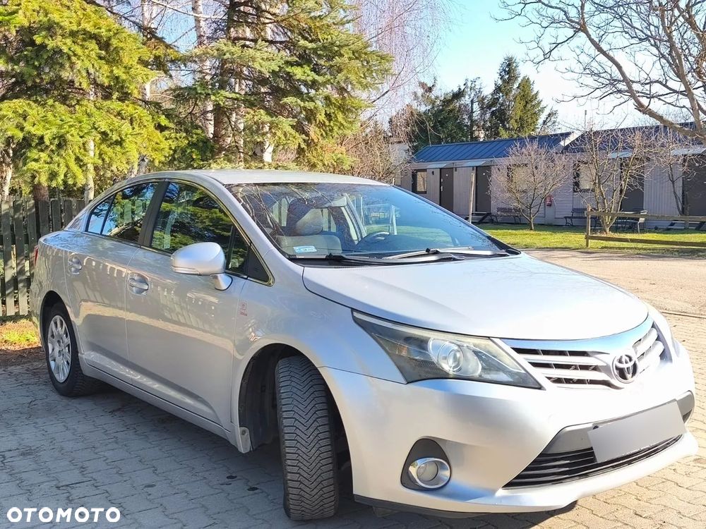 Toyota Avensis 1.8 Luna EU5 - 6