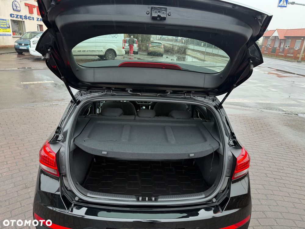 Hyundai i30 1.5 T-GDI 48V-Hybrid Advantage - 20