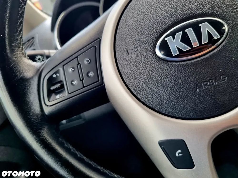 Kia Venga 1.4 CRDi L - 16