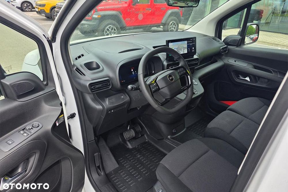 Opel Combo Van Cargo L2H1 EAT8 1.5 130KM - 14