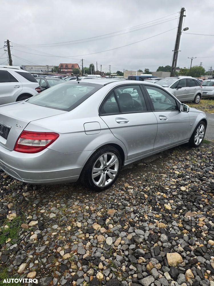 Mercedes-Benz C - 3