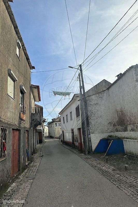 Moradia T1 para venda - Grande imagem: 2/3