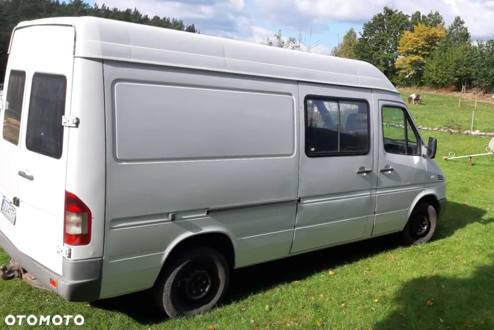 Mercedes-Benz Sprinter - 3