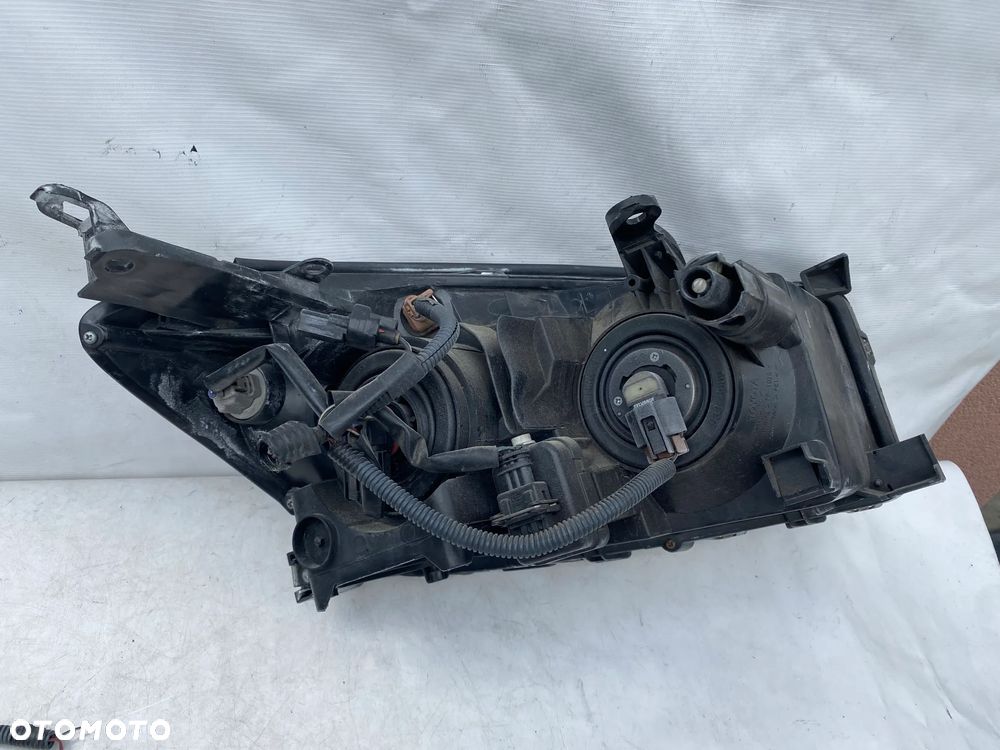 lampy rav4 III przed liftem komplet eu całe - 6