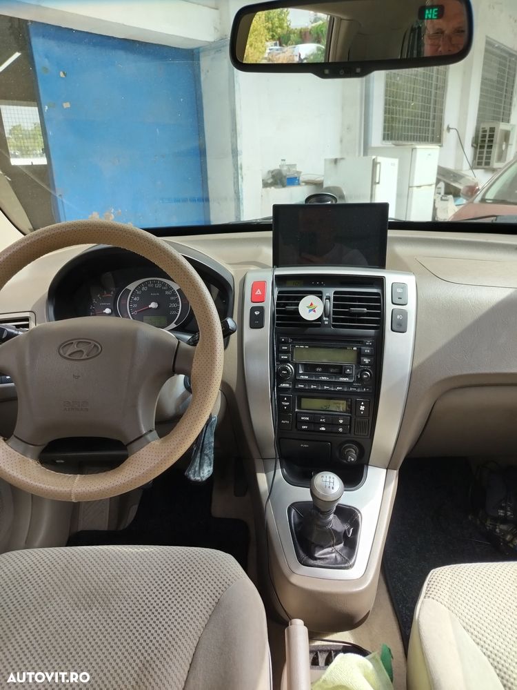 Hyundai Tucson 2.0 CRDI VGT 4WD - 13