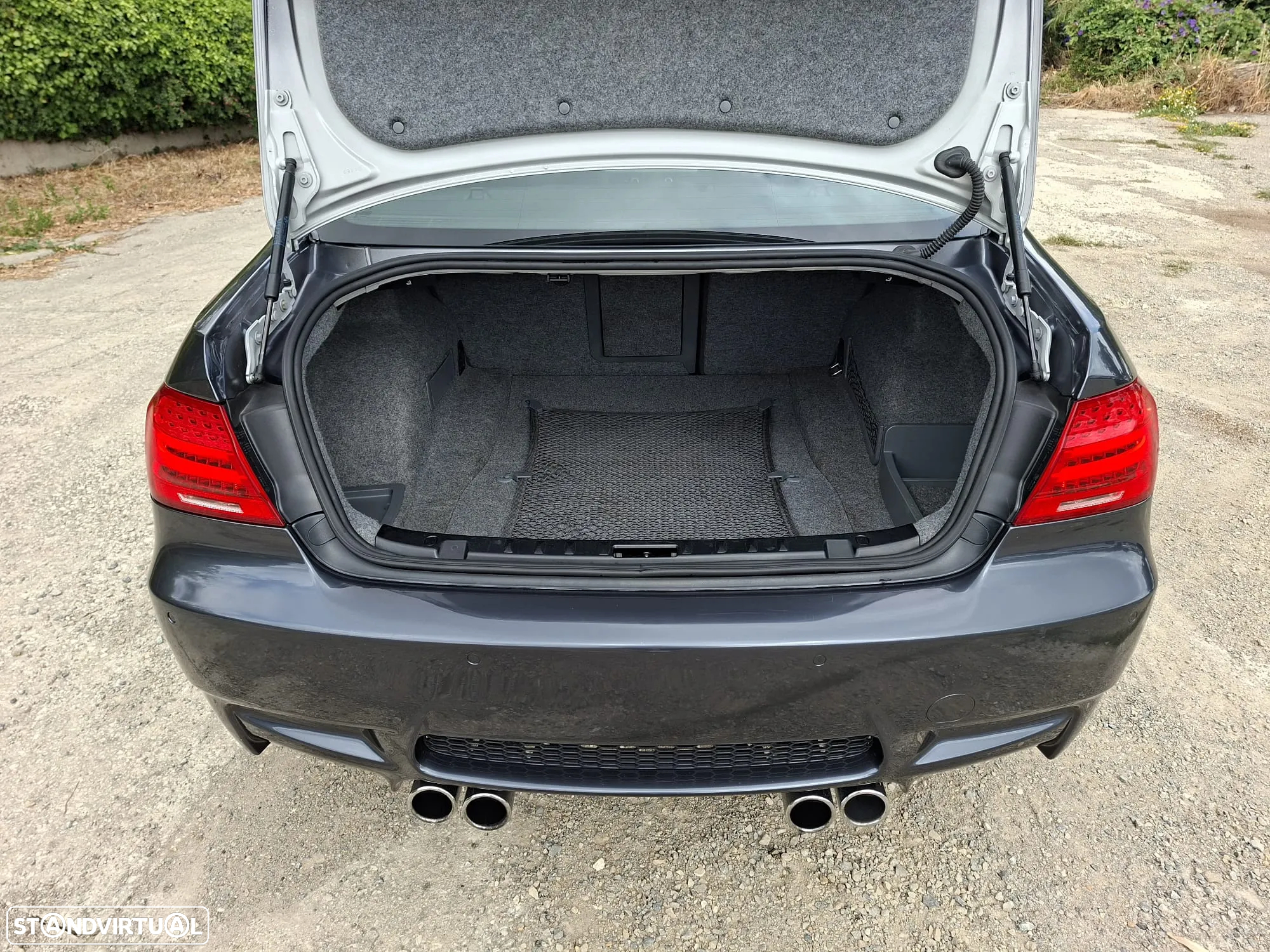 BMW M3 Auto - 36