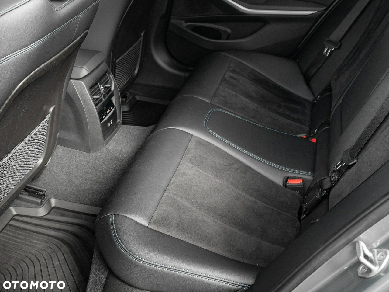 BMW Seria 3 320d xDrive M Sport sport - 25