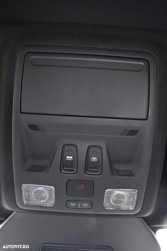 Ford Kuga - 26