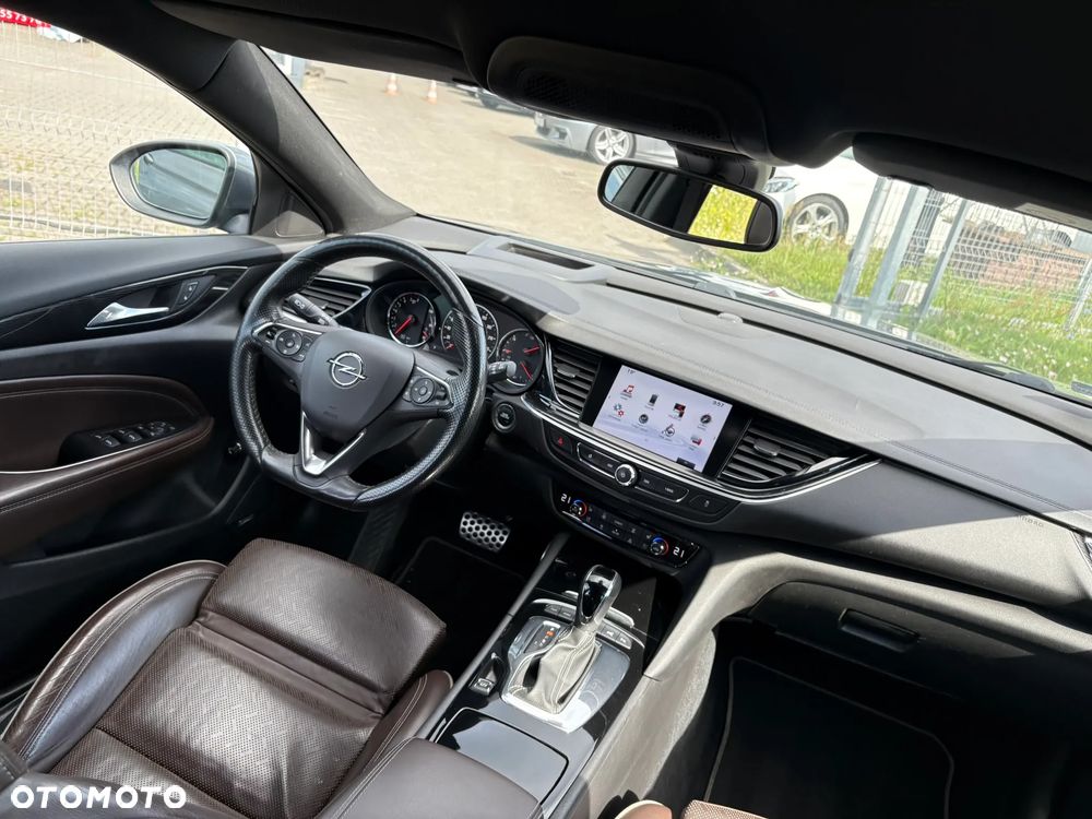 Opel Insignia 2.0 T 4x4 Exclusive S&S - 29
