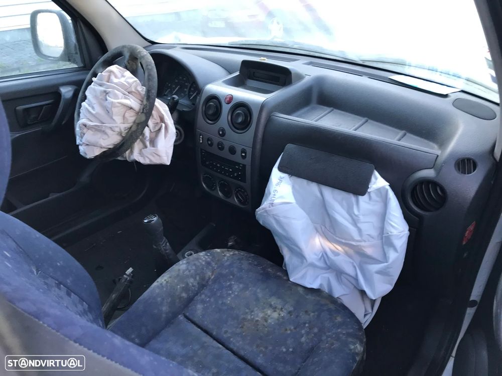 Peugeot Partner 1.6 HDI 2009 - Para Peças - 8