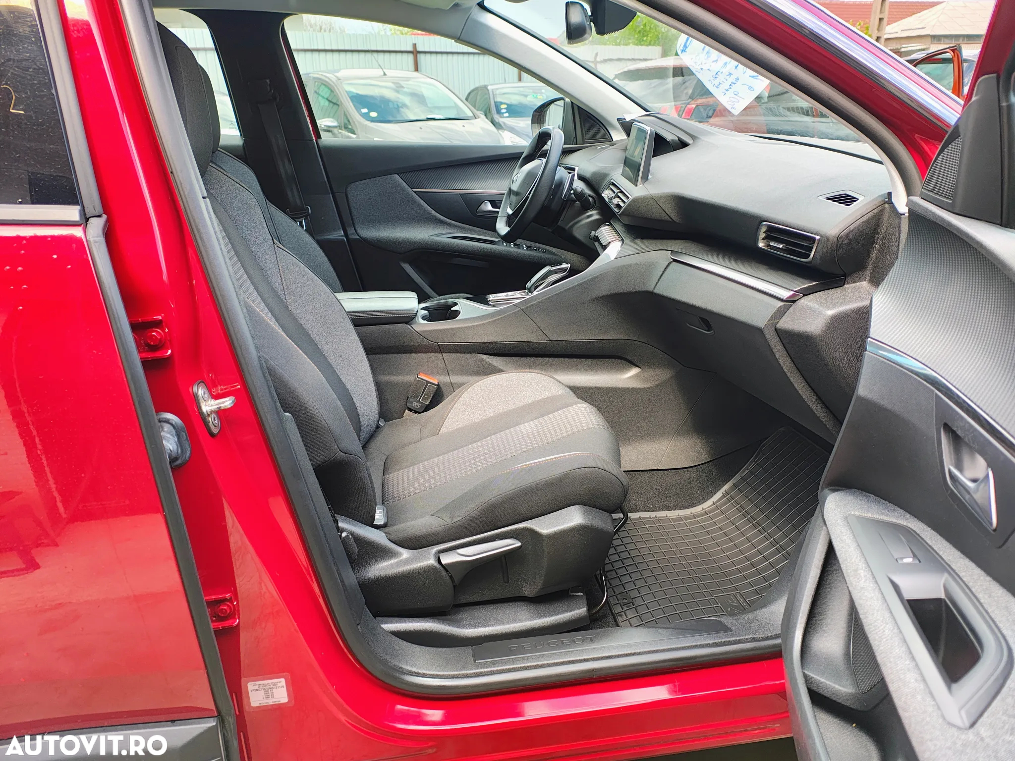 Peugeot 3008 BlueHDi 130 Stop & Start EAT8 Active Business-Paket - 3