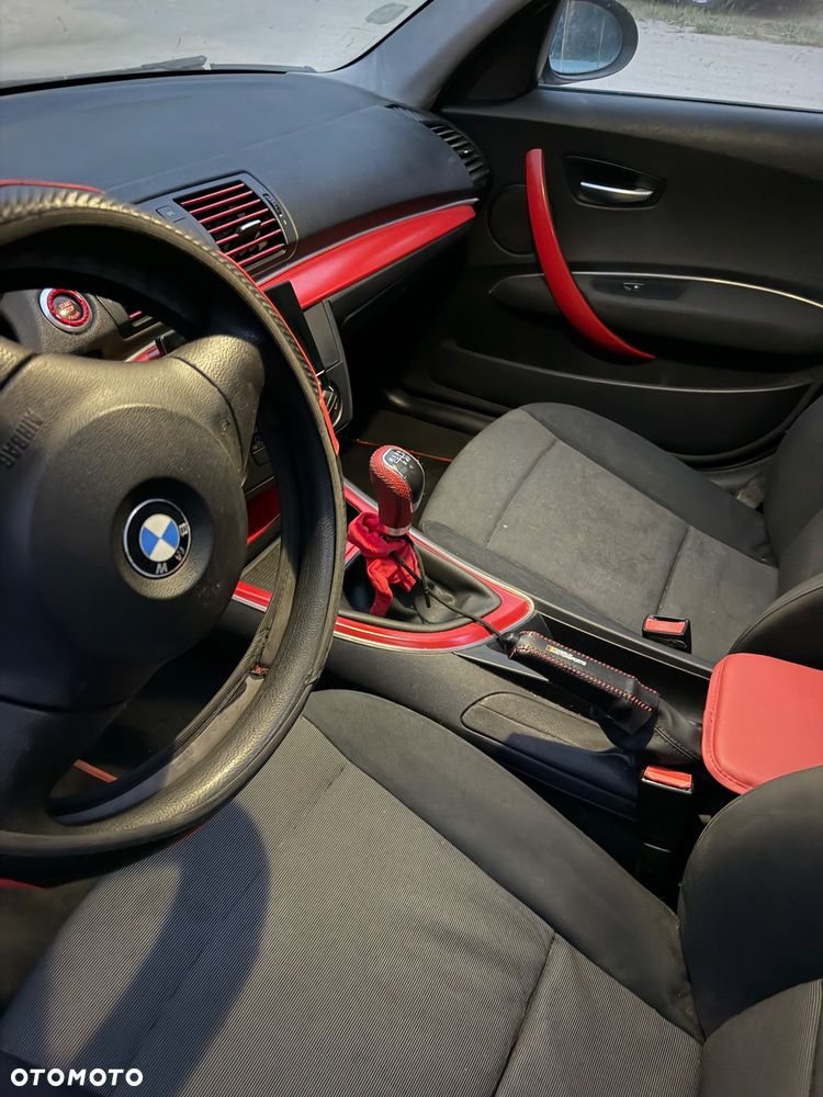 BMW Seria 1 116i - 6