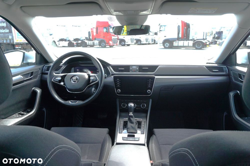 Skoda Superb 2.0 TDI SCR 4x4 Ambition DSG - 16
