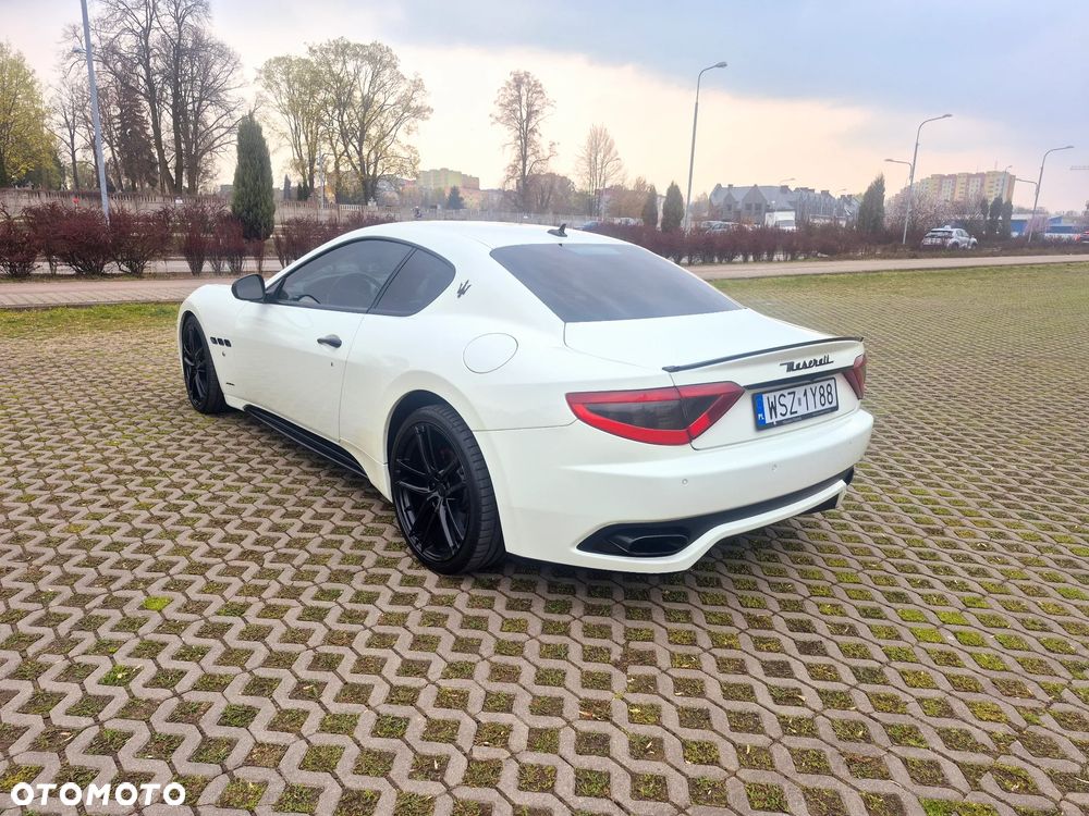Maserati GranTurismo - 6
