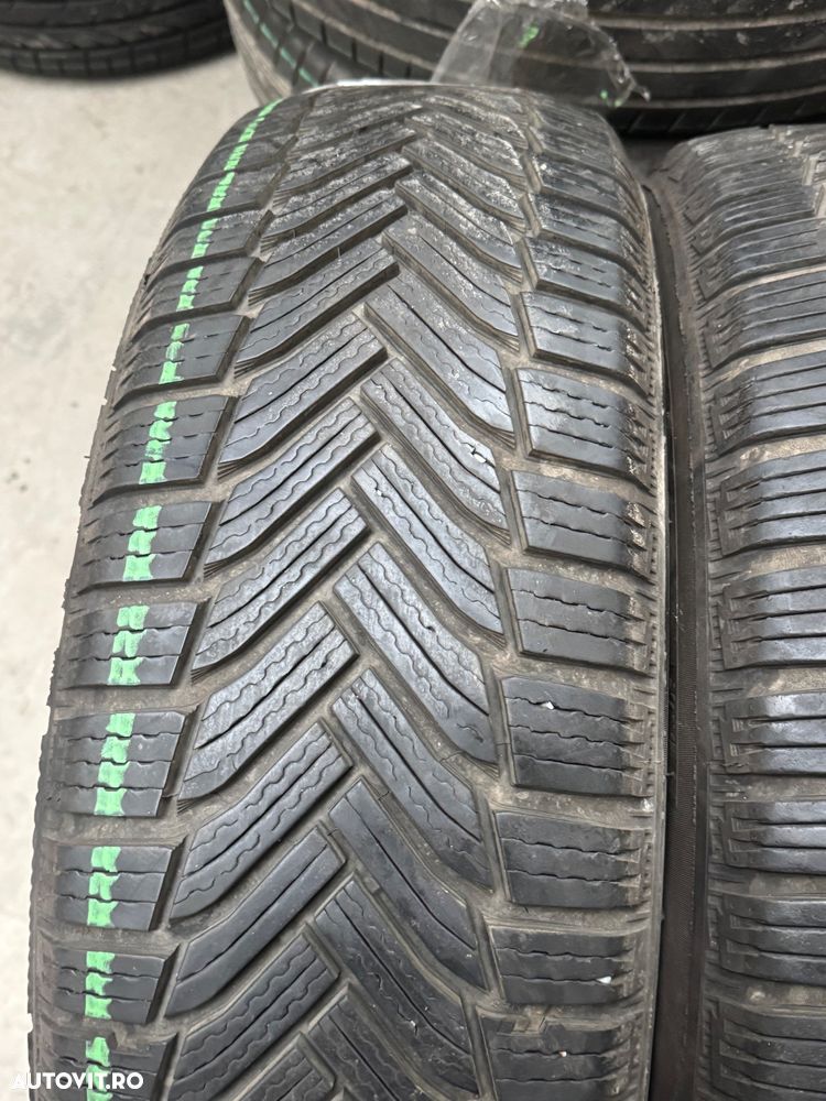 Vând 4 anvelope 195/60/18 Michelin de iarnă second - 4
