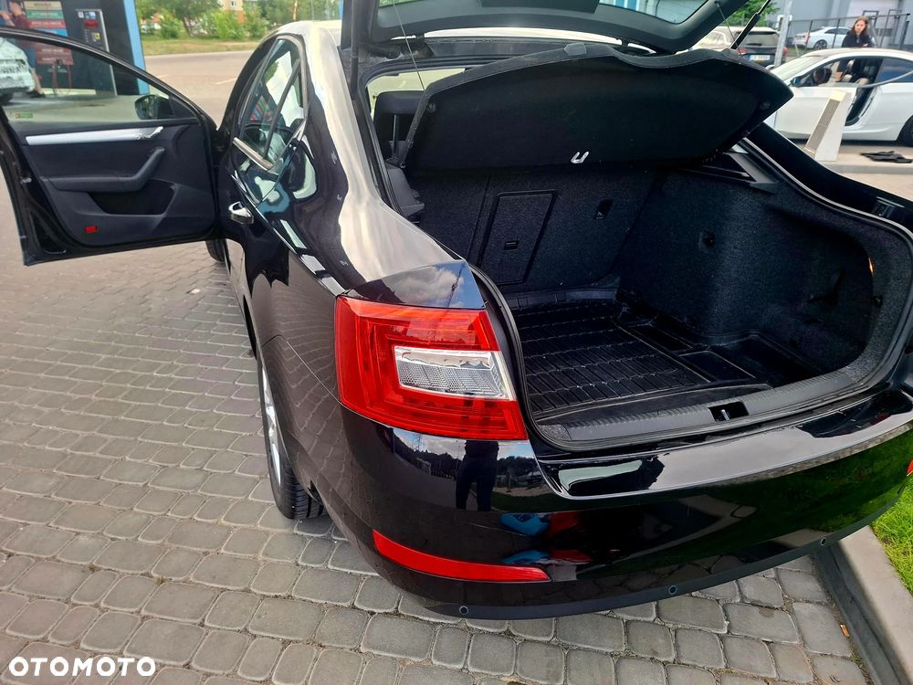 Skoda Octavia 1.6 TDI Ambition - 6