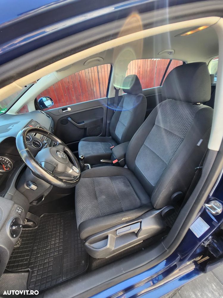 Volkswagen Golf Plus - 13