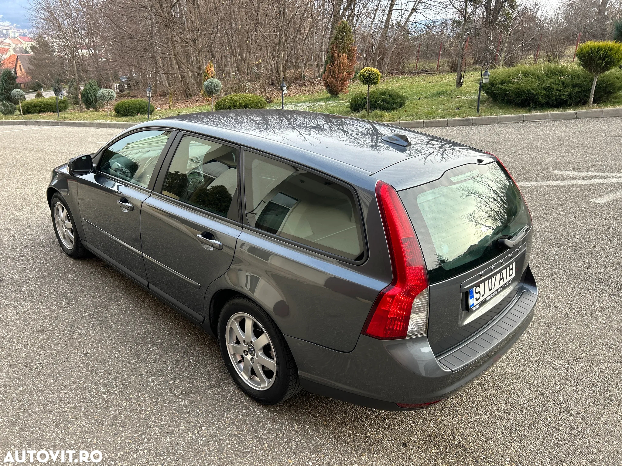 Volvo V50 1.6 D Momentum - 4