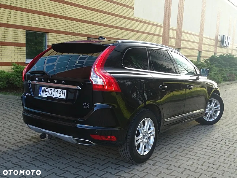 Volvo XC 60 D4 AWD Summum - 4