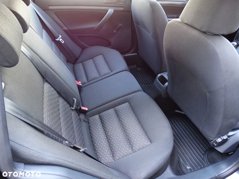 Skoda Octavia 1.6 TDI Active - 13