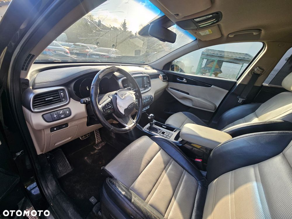 Kia Sorento - 27