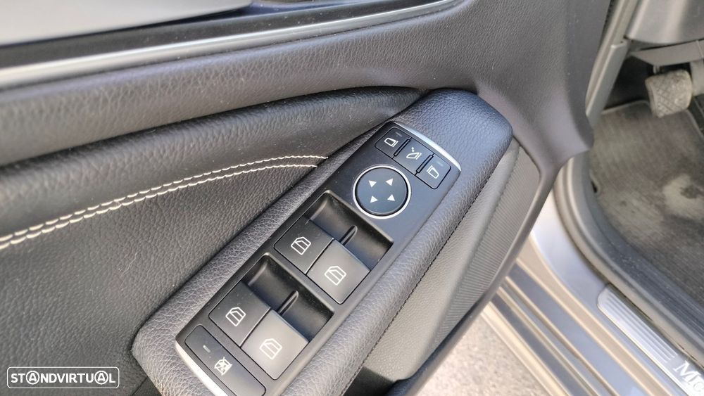 Mercedes-Benz CLA 200 d Shooting Brake AMG Line Aut. - 27