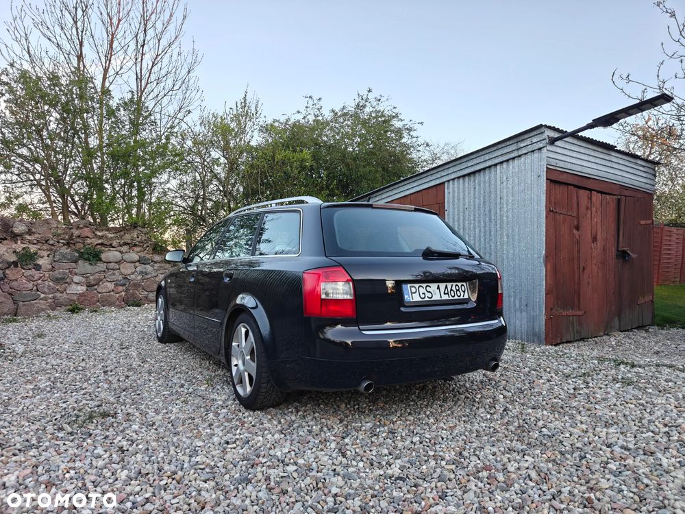 Audi A4 Avant - 4