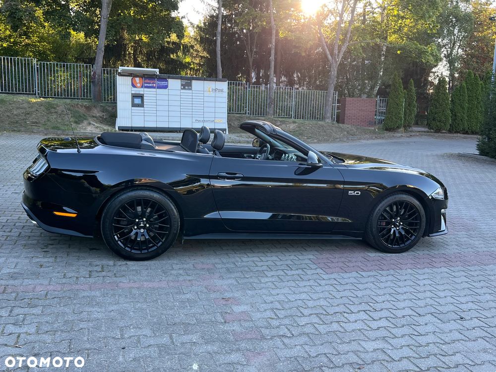 Ford Mustang - 26