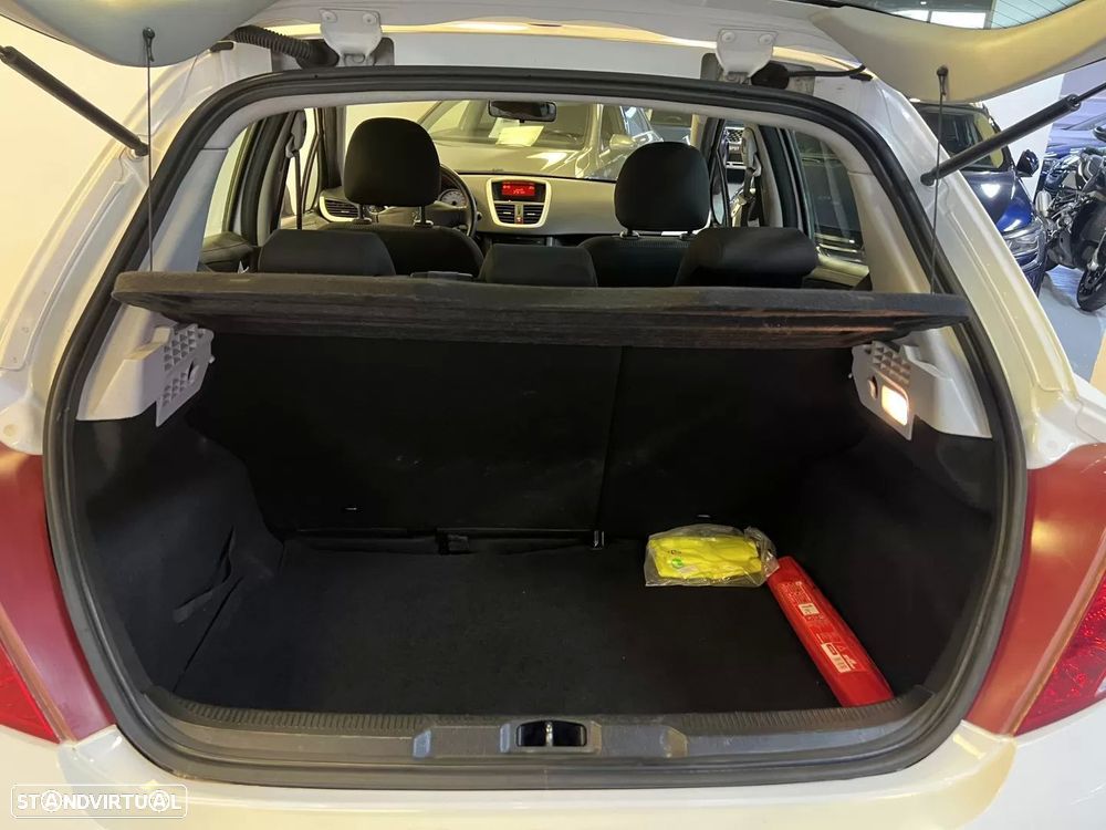 Peugeot 207 1.4 HDi Active - 27
